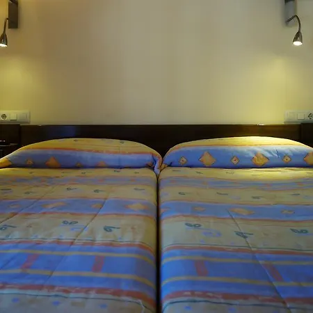 Hotel Avet *